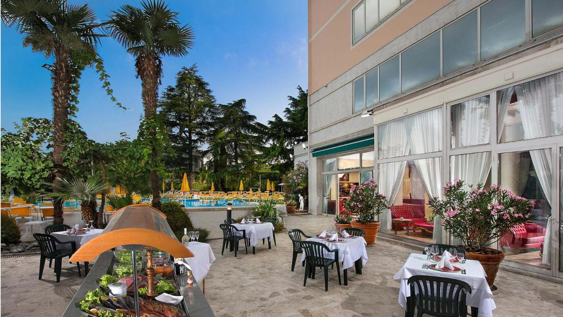 Hotel Terme Helvetia Abano Terme Luaran gambar