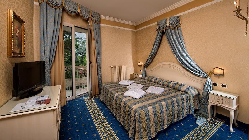 Hotel Terme Helvetia Abano Terme Luaran gambar